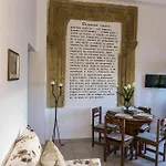 Finestra Medieval Home